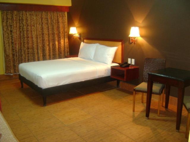 Pamulinawen Hotel Laoag Camera foto