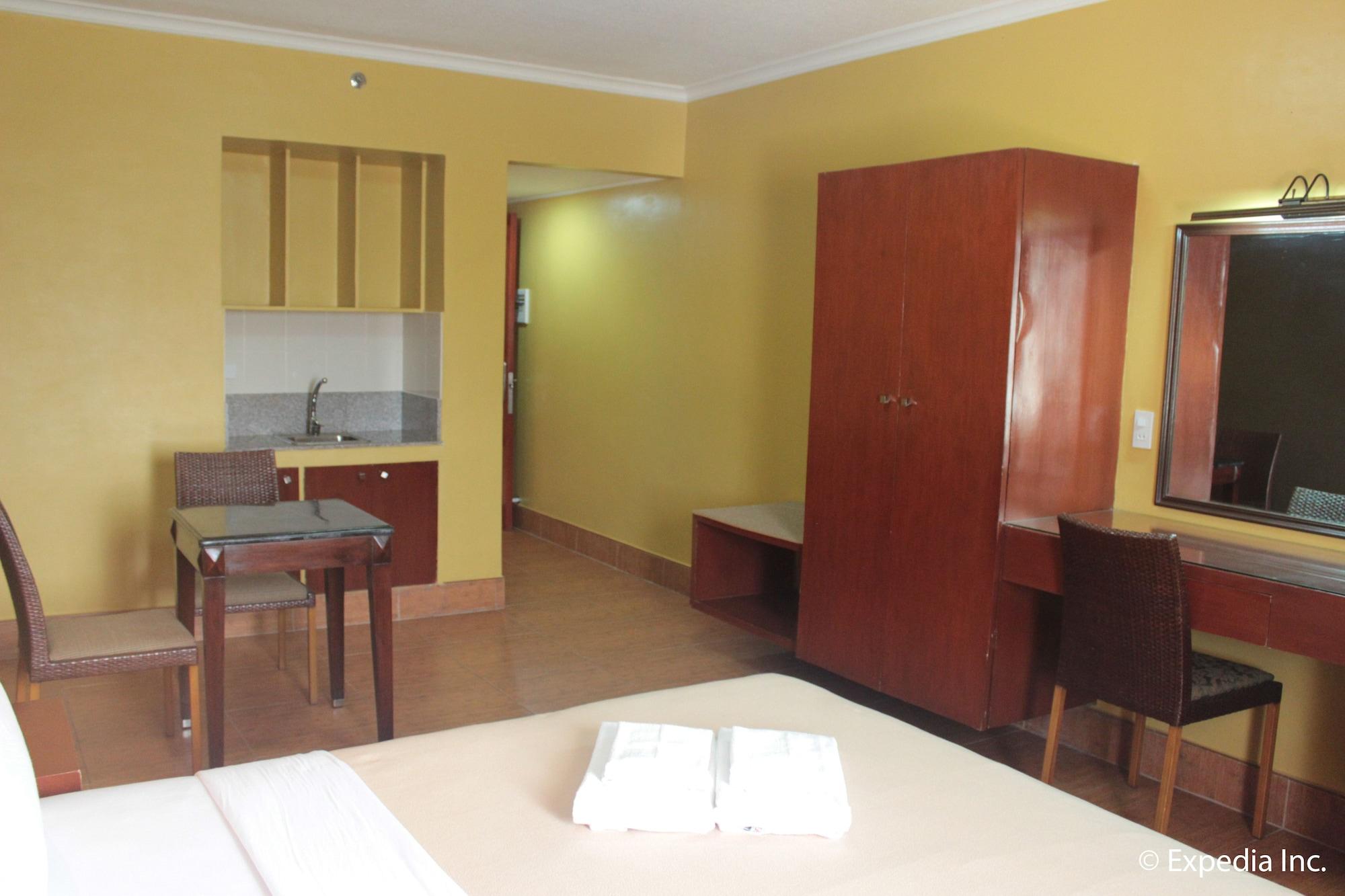 Pamulinawen Hotel Laoag Esterno foto