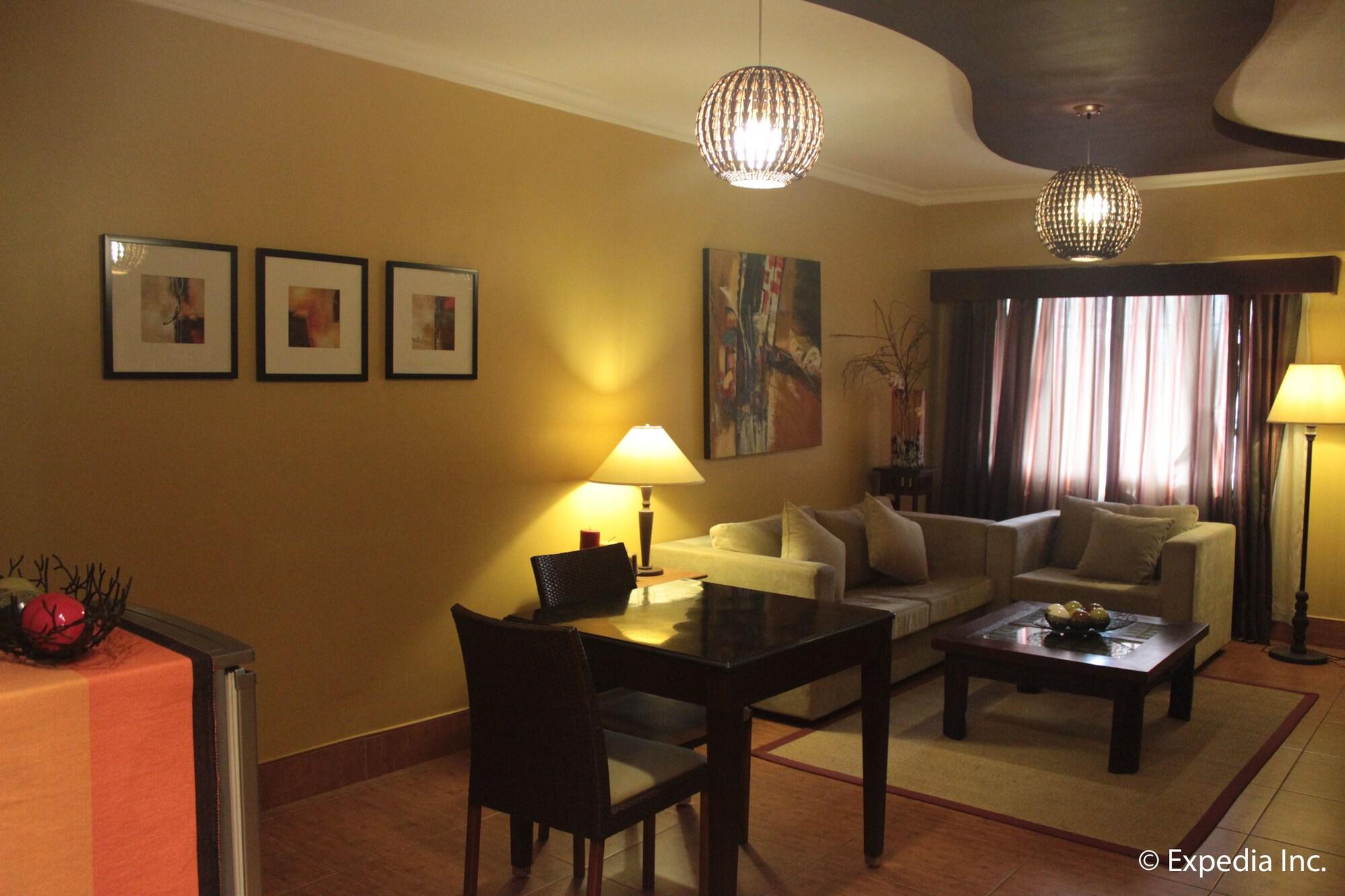 Pamulinawen Hotel Laoag Esterno foto