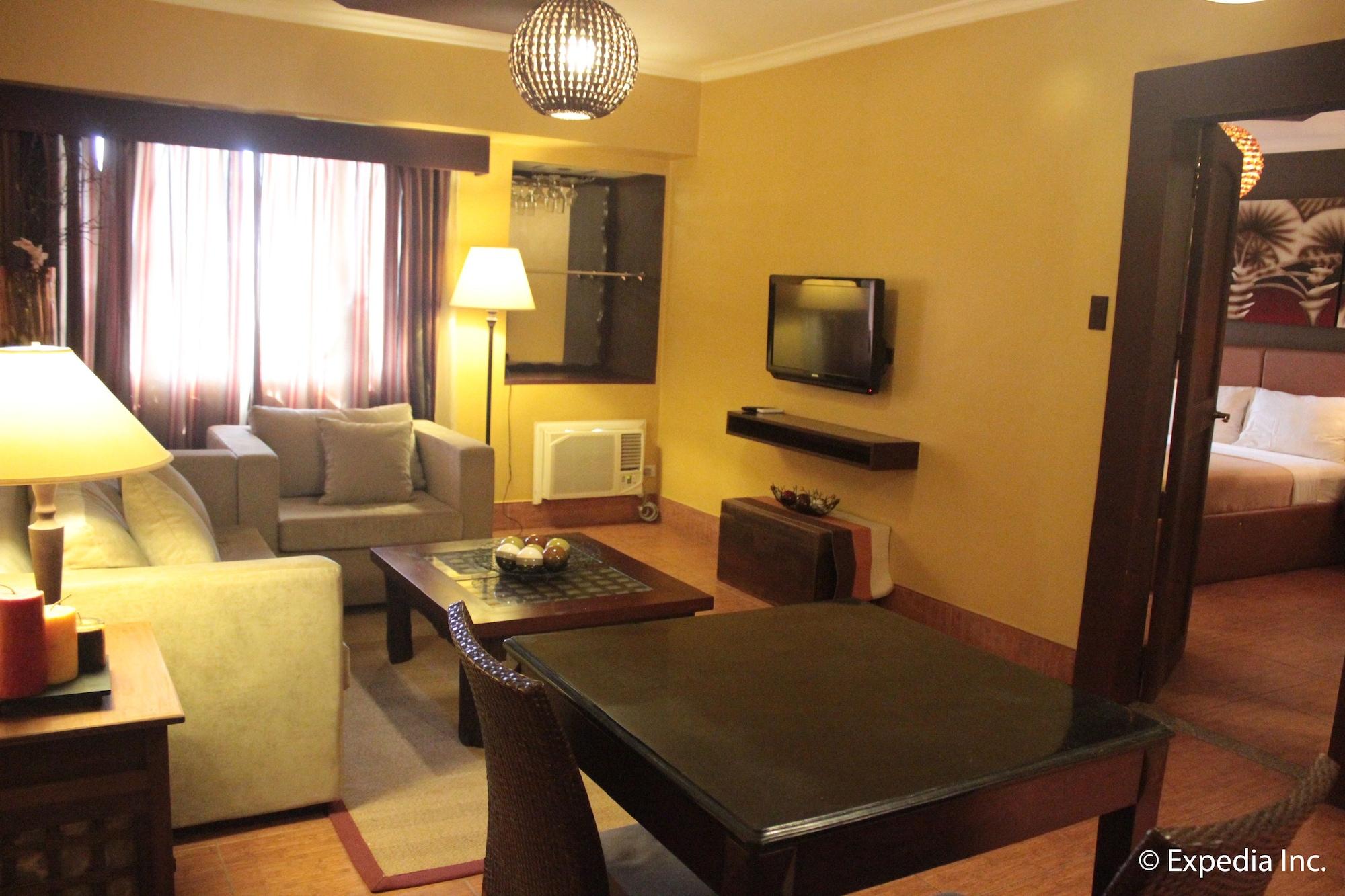 Pamulinawen Hotel Laoag Esterno foto